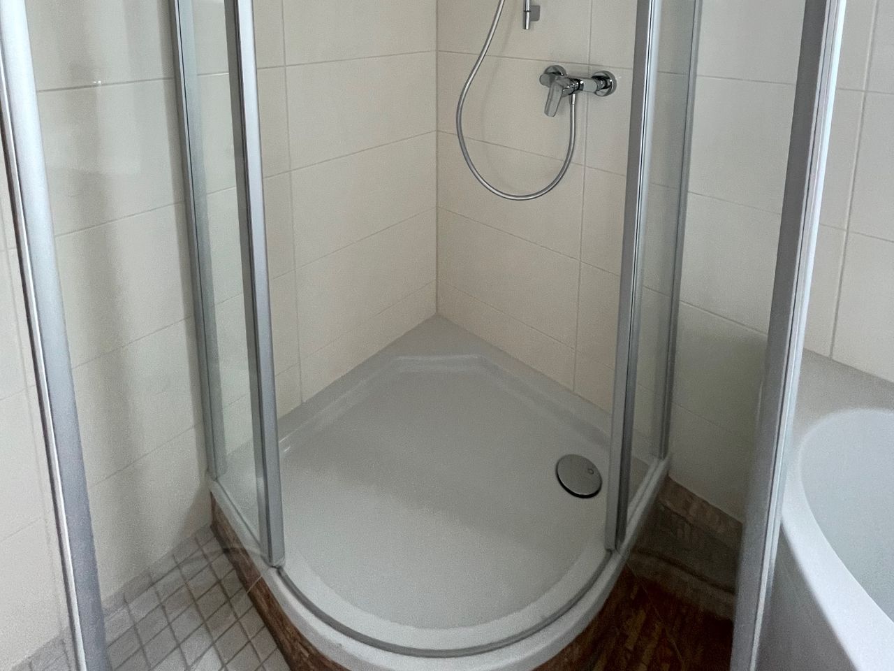 Detail: Dusche