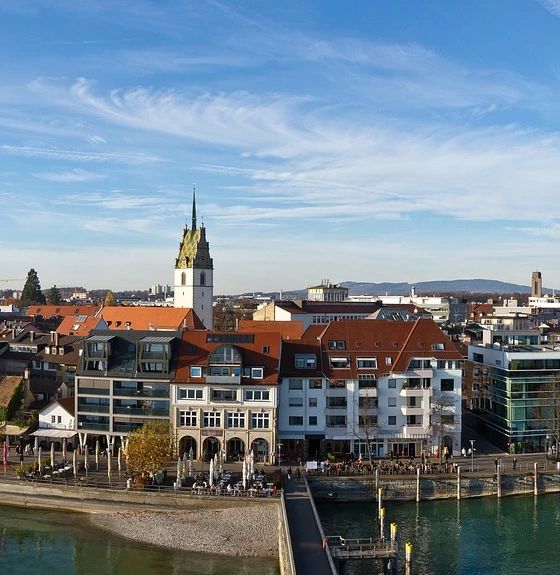 Urbanes Leben und Seeblick – perfekt vereint.