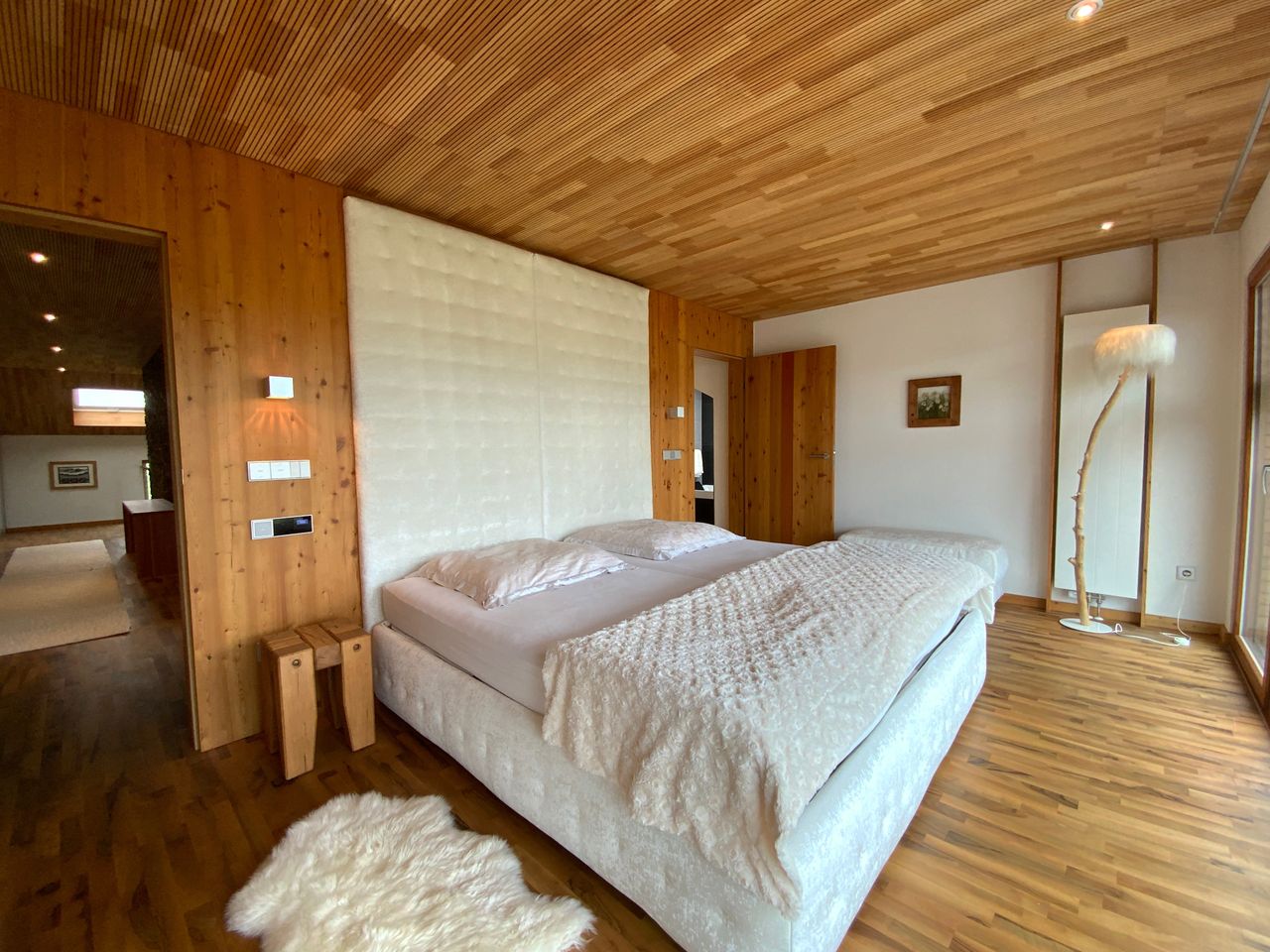 Master-Schlafzimmer mit en Suite Badezimmer